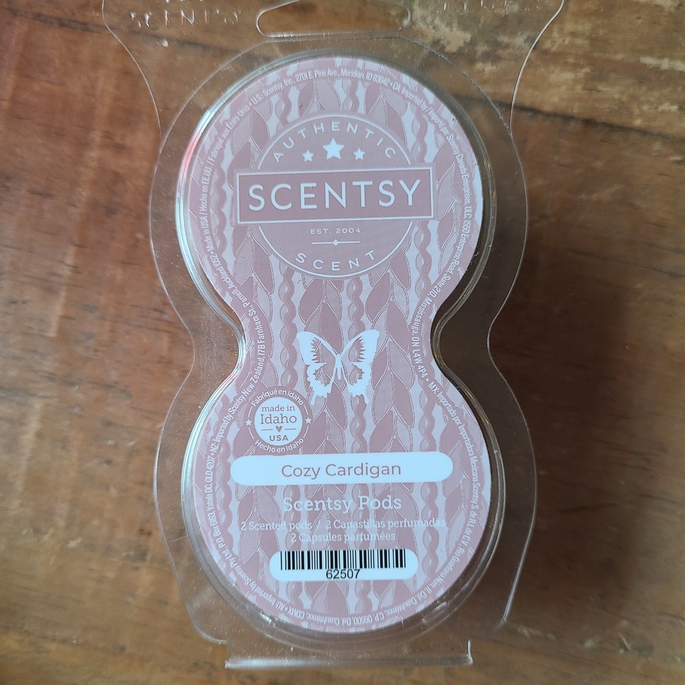 Scentsy Twin pod pack refill Pods Cozy Cardigan‎ NEW in package
